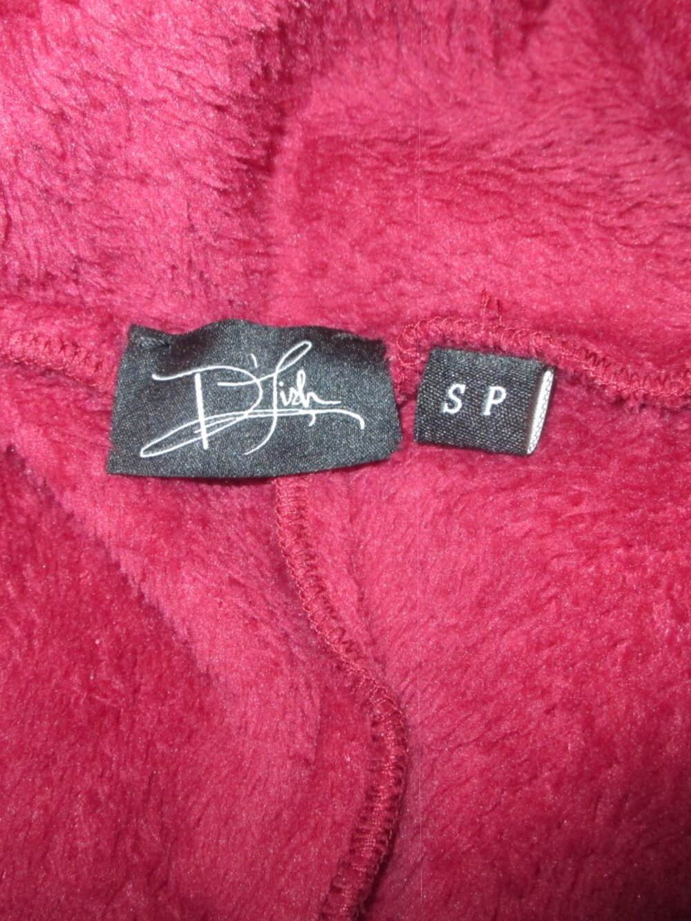 Catherine D'Lish Robe - Picture 9 of 9